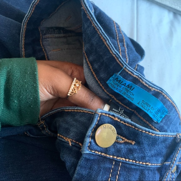 High Rise Skinny jeans - Picture 3 of 5